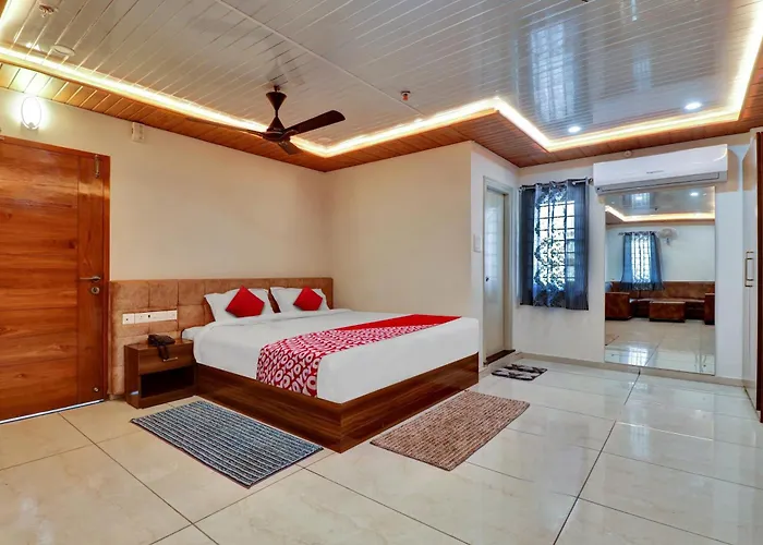 Hotel O Sv Residency