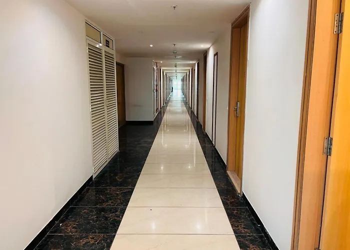 Pink Hotel Grand Anukampa