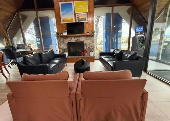 Days Inn By Wyndham Rutland/Killington Area
