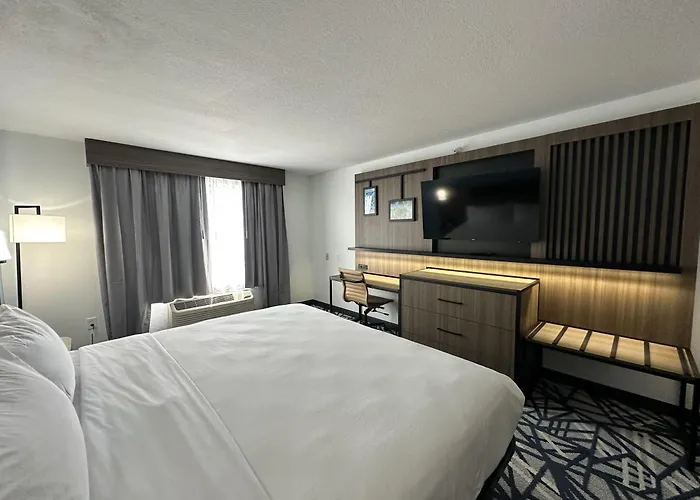 Best Western Plus Lexington Ne