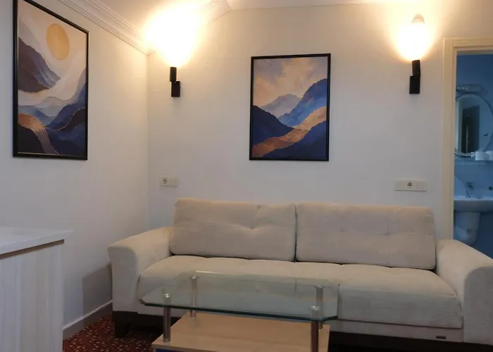 Azak Blue Otel