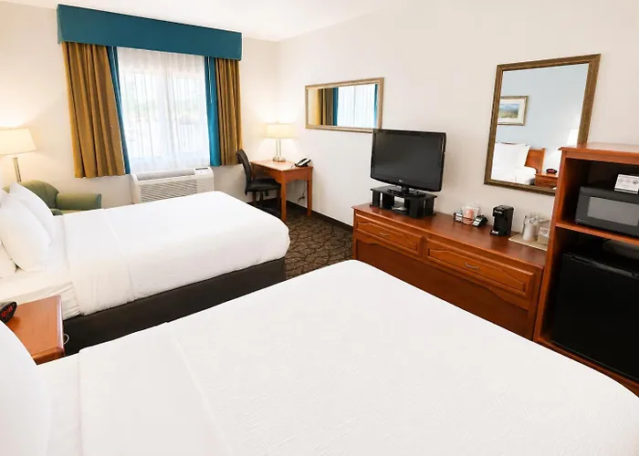 Quality Inn & Suites Sequim At Olympic National Park