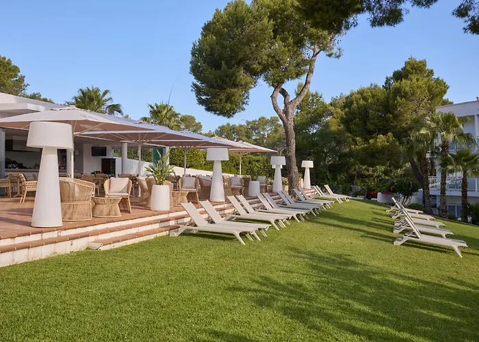 Grupotel Ibiza Beach Resort - Adults Only