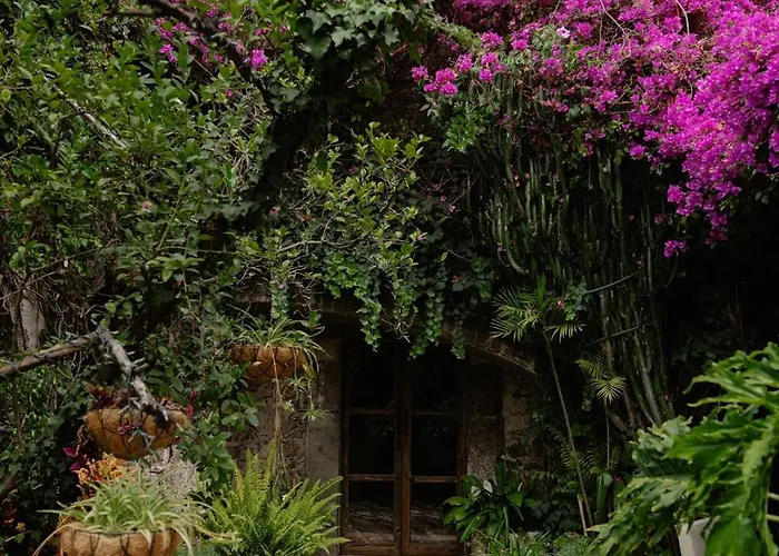 Hacienda Las Amantes