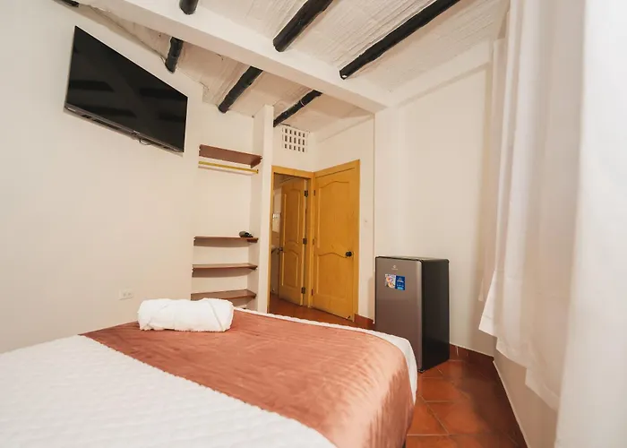 Hotel Crossman