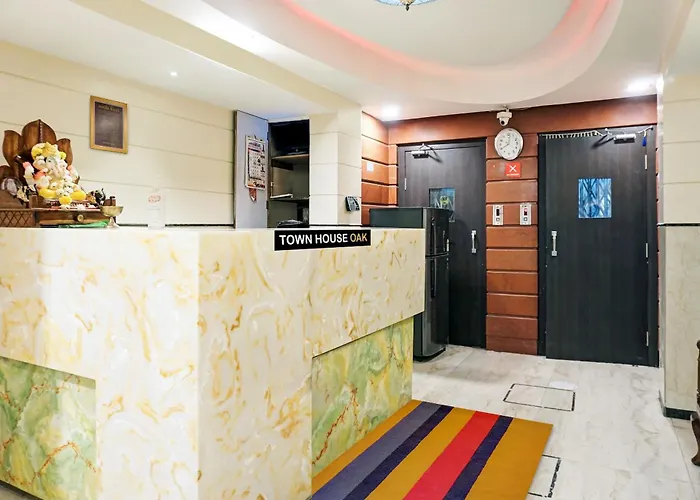 Townhouse Oak Gharonda Residency Near Sant Tukaram Nagar Metro Station