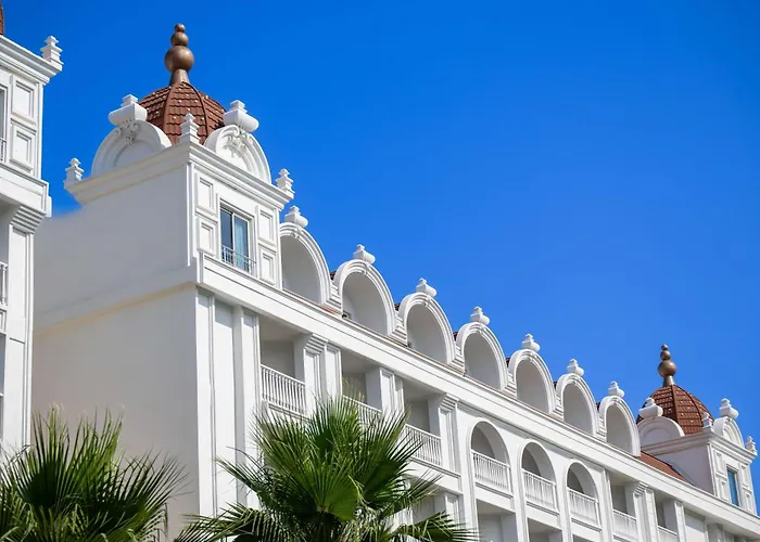 Oz Hotels Side Premium