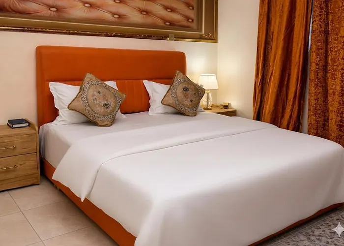 Airport Side Hotel