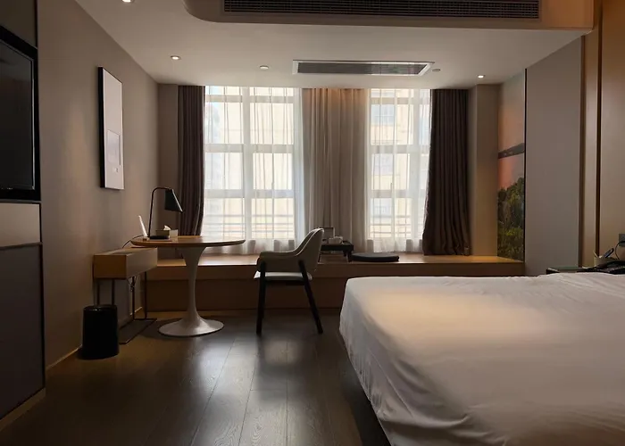 Atour Hotel Zhanjiang Renmin Avenue Dingsheng Plaza