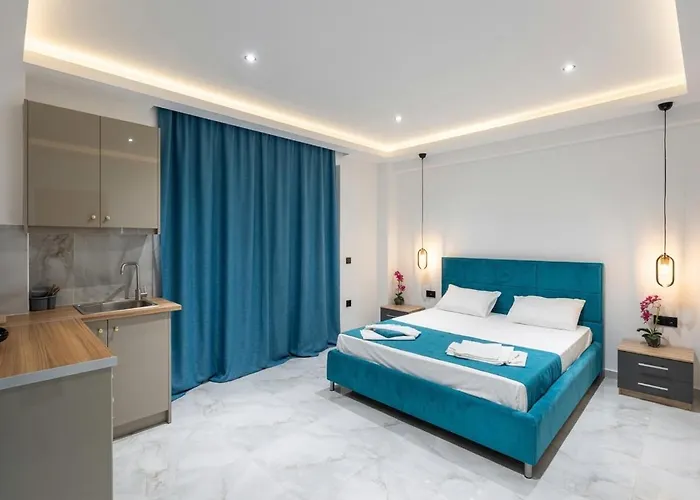 Central Luxury Rooms