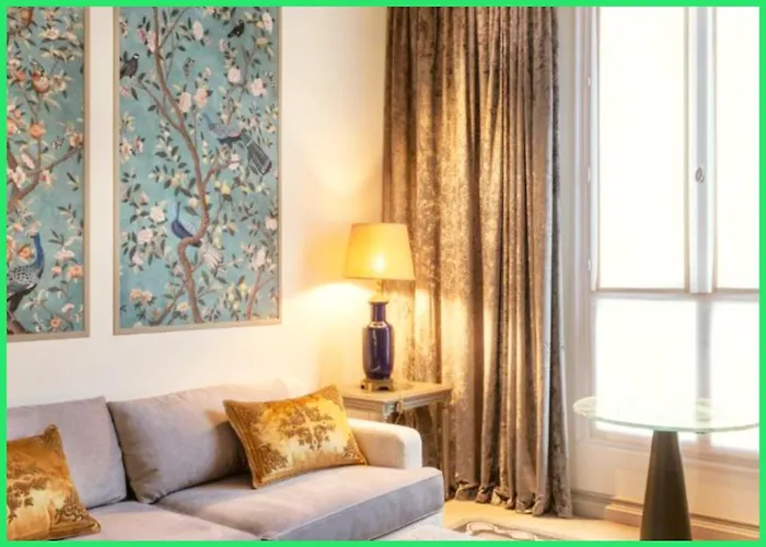 Hotel Rudraksh ! Varanasi ! होटल रुद्राक्ष - హోటల్ రుద్రాక్ష్ Fully-Air-Conditioned Hotel At Prime Location With Parking Availability, Near Kashi Vishwanath Temple, And Ganga Ghat 3