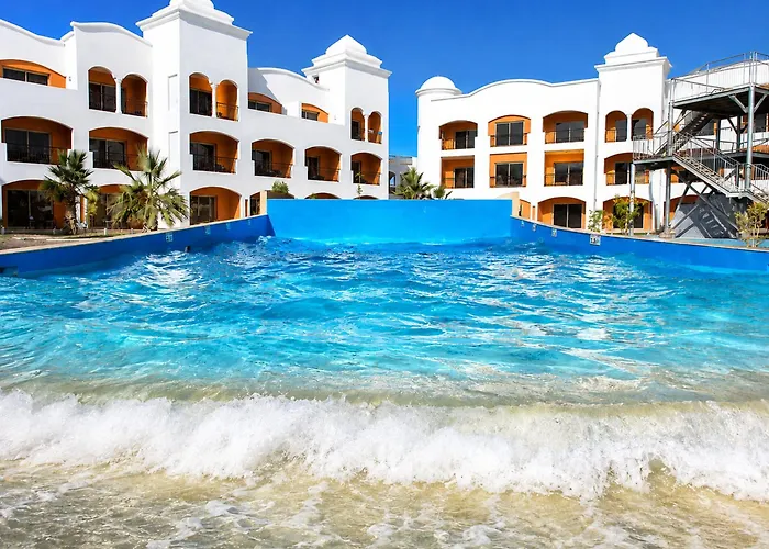 Fun & Sun Naama Waves