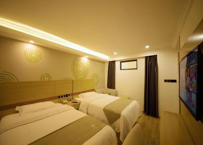 Greentree Inn Qingyuan Qinghe Avenue Branch