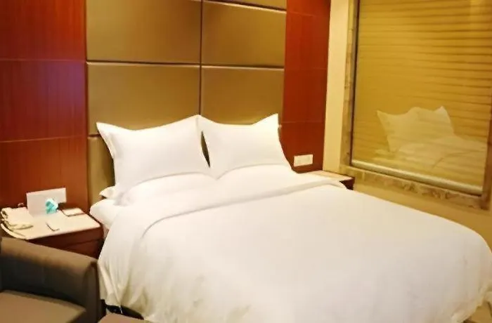 Greentree Eastern Quzhou Hewu Road Hotel