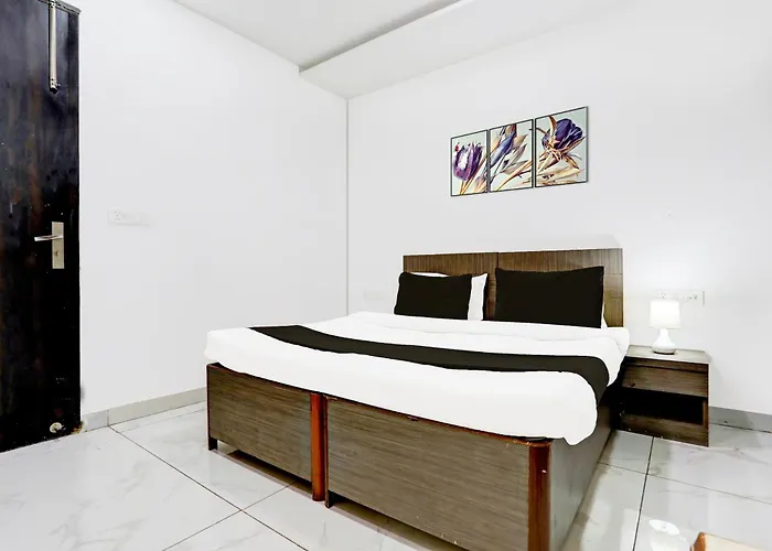 Super Hotel O Rohini Sector 20 Mait Formerly Maharaja Grand