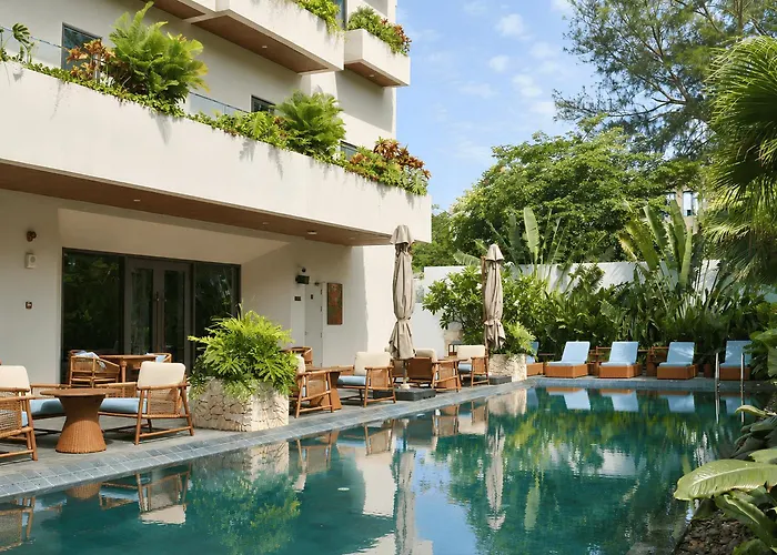 Iconic Long Hai Hotel