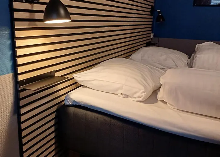 Stylish Double Room 4 In Saeby