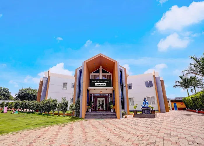 Townhouse Oak Rising Water Park Dharwad Formerly Rising Resorts
