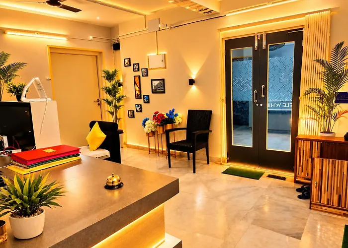 Little While Elitz-Budget & Backpacker Friendly Micro Hotel-Near Metro