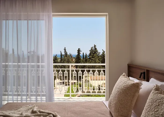 Gerakas Belvedere Hotel & Spa