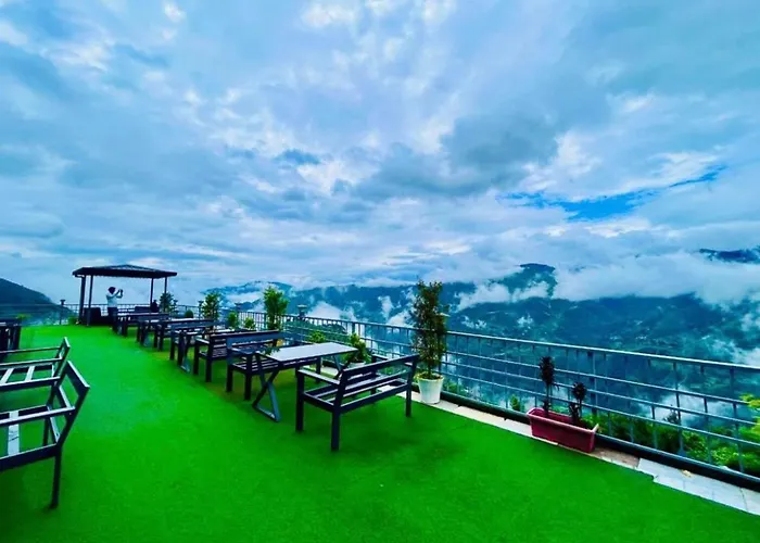 The Raarees Mist Resort, Munnar - Nested In Nature'S Lap