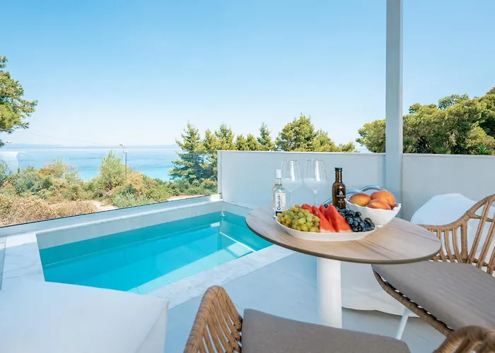 Gloria Luxury Suites