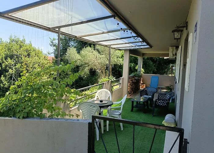 Apartmani Njivice