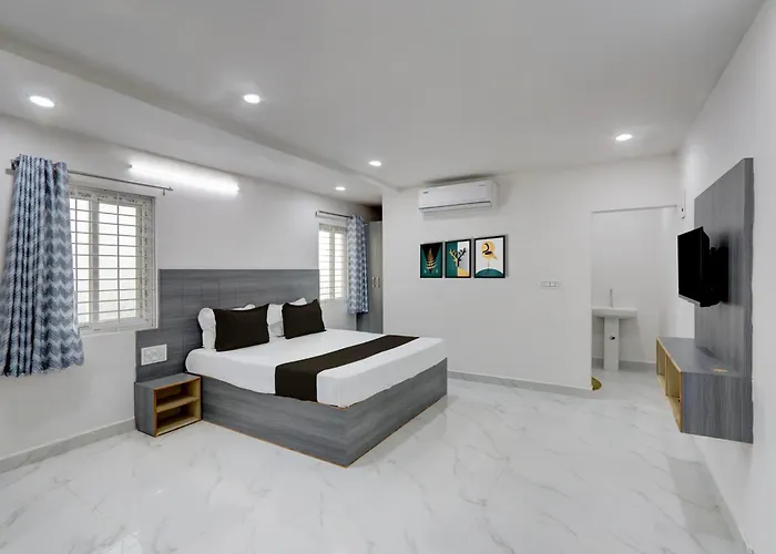 Hotel O Murari