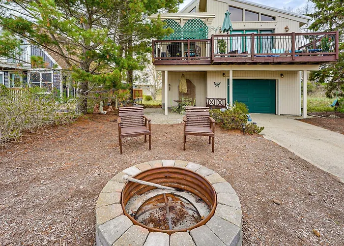 Private Beach Access! Lake Michigan Family Getaway