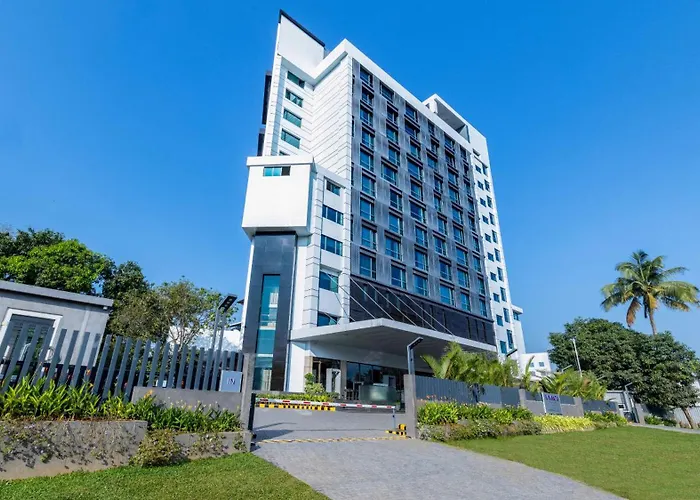 Vivanta Kochi, Aluva