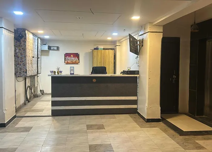Hotel O Panchsheel Crown Ac Suites And Luxury Rooms