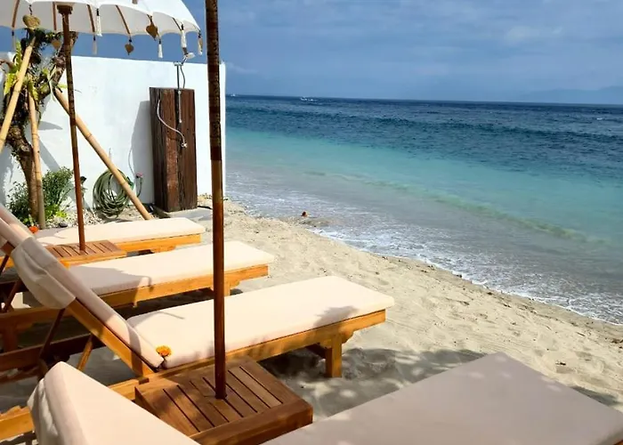 Sandy Beach Villas