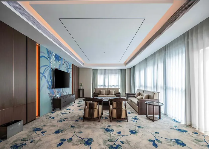 Maoming Garden Hotel