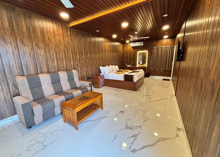 Thamira Residency