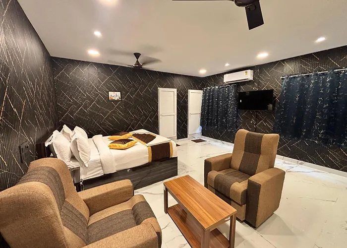 Thamira Residency