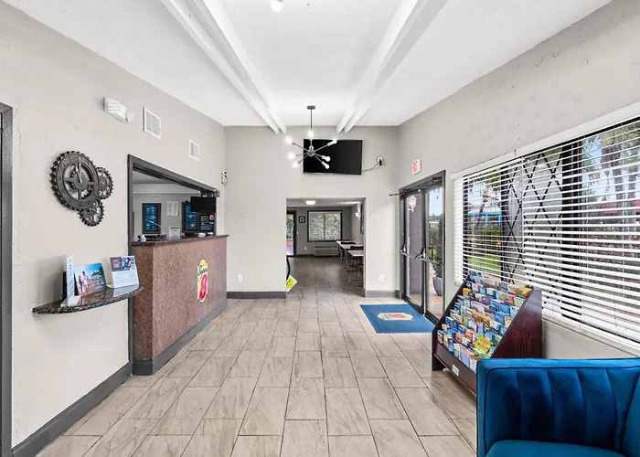Lantana Palm Hotel By Innexo