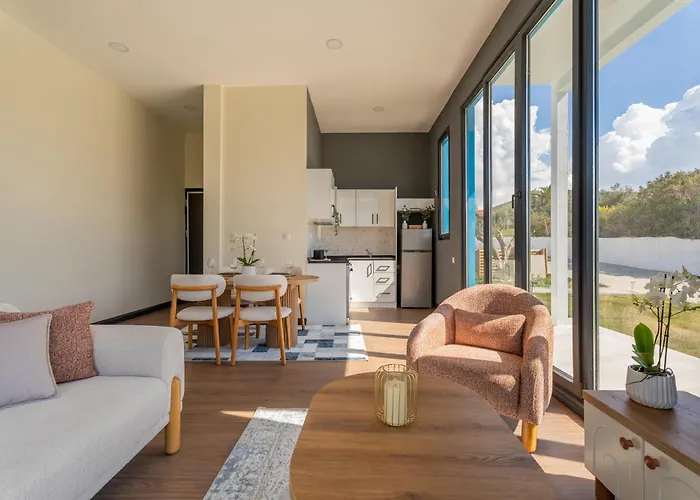 Lotus Villas And Suites