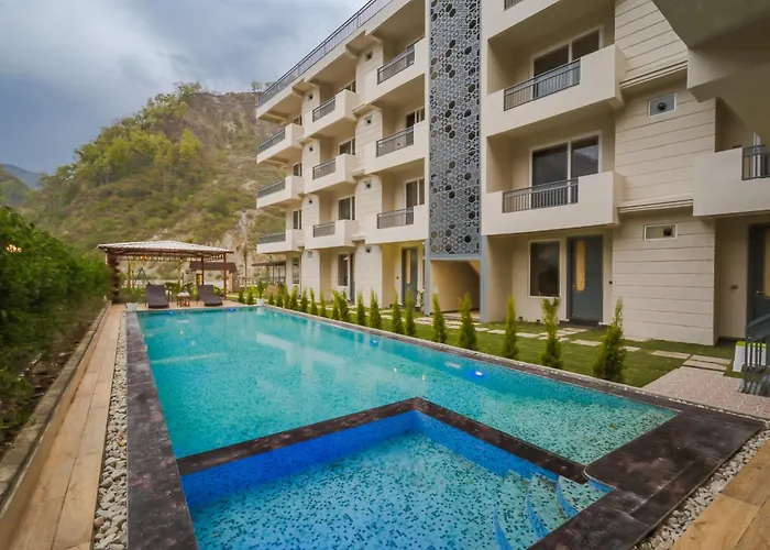 Tripli Hotels Sukritham