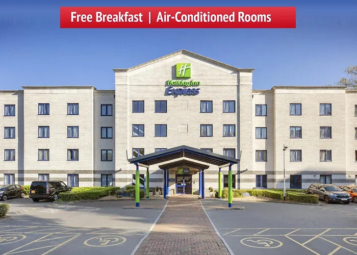 Holiday Inn Express Poole By Ihg