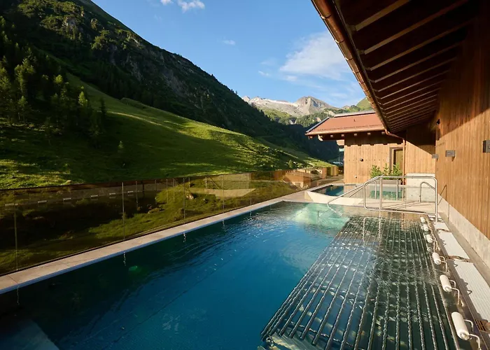 Hotel Alpenhof