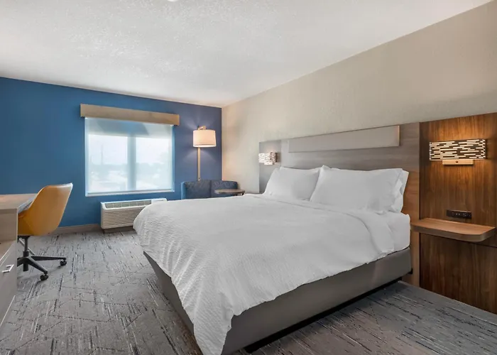 Holiday Inn Express & Suites Northwood