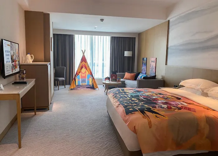 Crowne Plaza Zhuhai City Center By Ihg