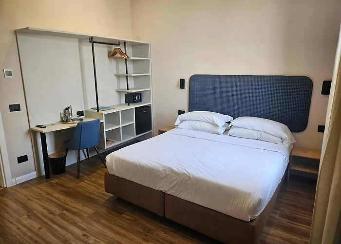 Albium Hotel