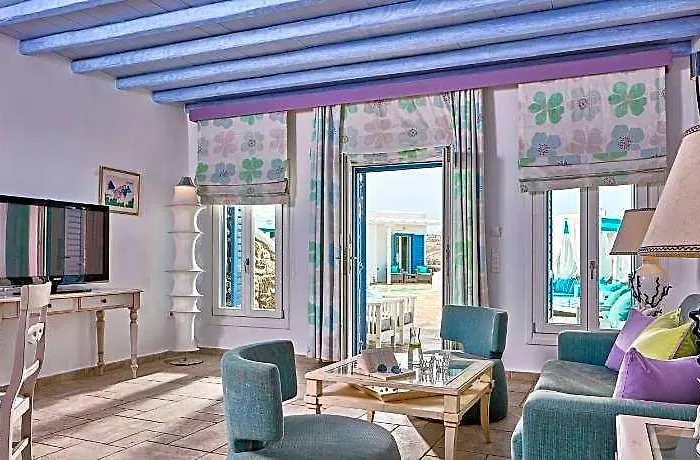 Arte And Mare Luxury Suites And Spa Hotel