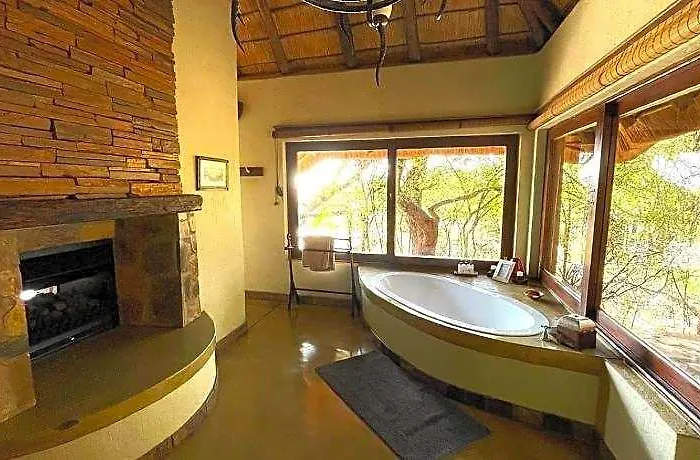 Motswiri Private Safari Lodge