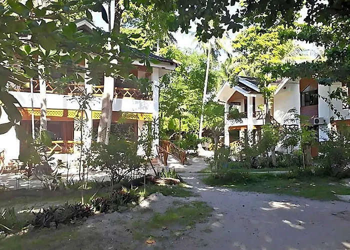Bruce Beach Resort