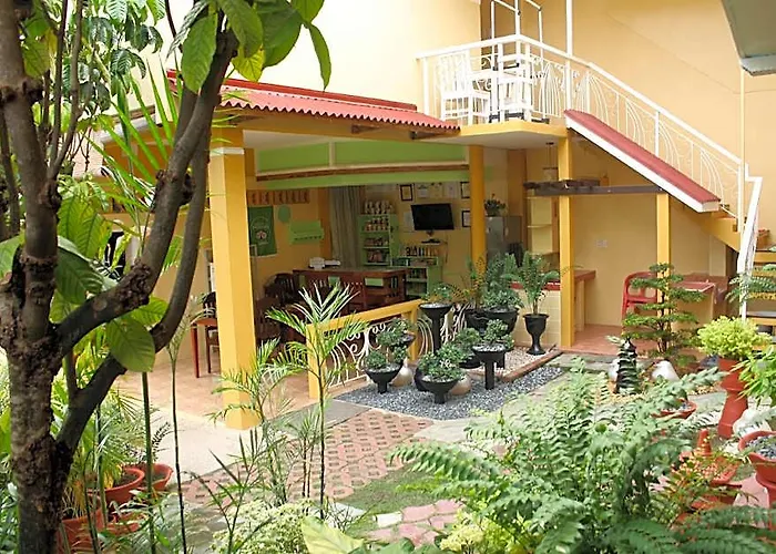Oslob Malonzo Pension House