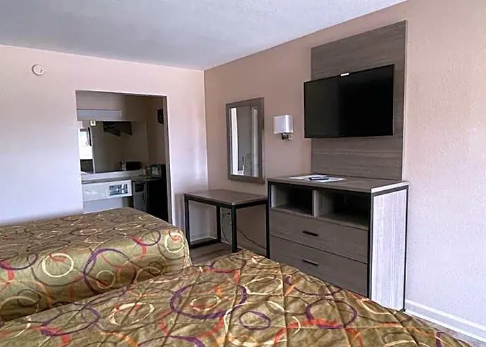 Garden Inn & Suites