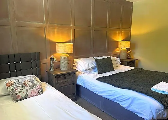 The Red Lion & Cellar Room, Betchworth