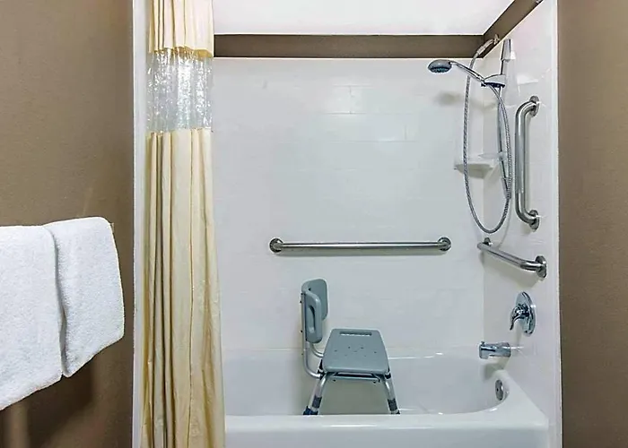 Days Inn By Wyndham Arlington Pentagon